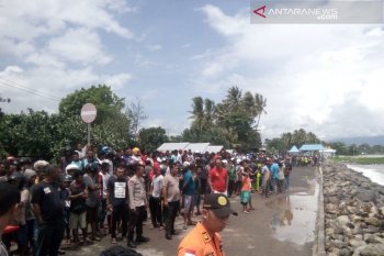 Dua warga Sikka hilang terseret arus laut