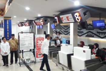 Presiden tiba di Lampung untuk resmikan operasional  Terminal Bandara Radin Inten II dan JTTS