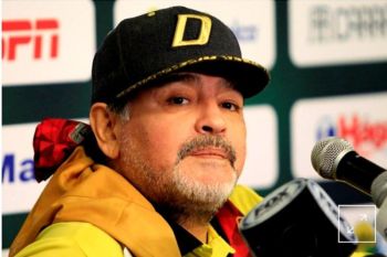 Alasan kesehatan, Maradona tinggalkan peran sebagai pelatih