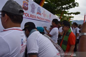 Ribuan kaum milenial Padang Pariaman deklarasi tertib berlalu lintas