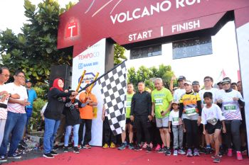 Usai membuka "Volcano Run", Bupati Sleman ikut lari hingga finish