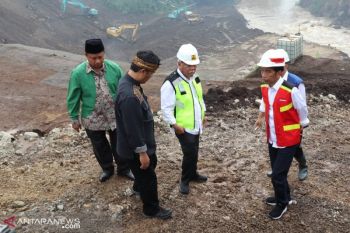 Presiden Jokowi cek pengerjaan terowongan Nanjung di Kabupaten Bandung