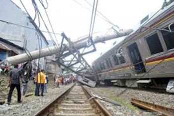 Menhub apresiasi evakuasi KRL evakuasi KRL anjlok berjalan lancar