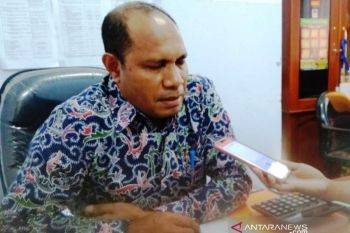 KPU: 150 warga Biak Numfor bantu pelipatan surat suara pemilu