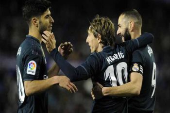 Dua gol Valladolid dianulir var, Madrid menang 4-1
