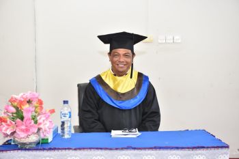 Sekprov Hidayat Lamakarate raih gelar doktor dengan predikat cumlaude