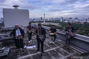 Band Sore ciptakan lagu khusus bertema "Hoax"