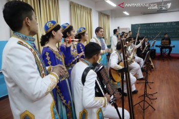 Ibu beretnis Uighur heran dikabarkan hilang