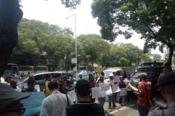 Mahasiswa Jayawijaya di Jakarta demo KPU RI