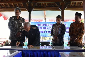 Bupati : setop truk yang lewat di jalan bukan kelasnya