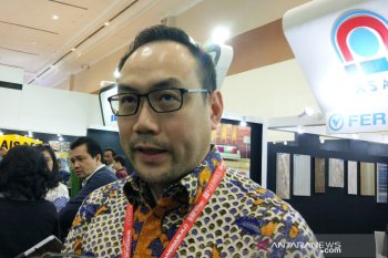 Asaki sebut SNI hingga antidumping terbukti pacu industri keramik RI