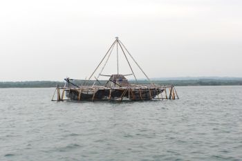 Pemkab Solok akan tertibkan bagan apung di Danau Singakarak