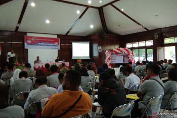 Kesbangpol Mimika sosialisasi pendidikan politik bagi pemilih pemula