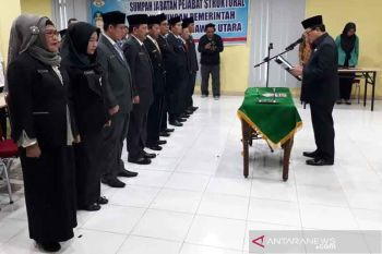 Lantik 9 pejabat, Bupati tegaskan bekerja ikhlas