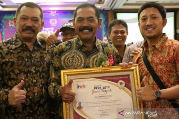 PWI serahkan penghargaan kepada 22 sosok berpengaruh