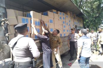 KPU Pekalongan prioritaskan pengiriman logistik di lokasi rawan bencana