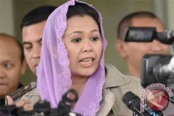 Yenny Wahid minta doa-dukungan agar debat cawapres lancar