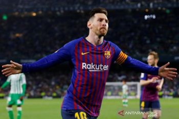 Berapa banyak tembakan bebas Messi jadi gol, bagaimana Ronaldo ?