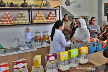 Cafe Jamu beroperasi di Sukoharjo, pertama di Indonesia
