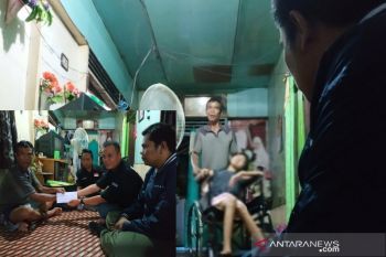 Siswi SD di Sampit menderita tumor dada hingga lumpuh