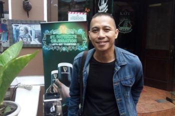 Vokalis  "The Rain": Beda pilihan hal wajar