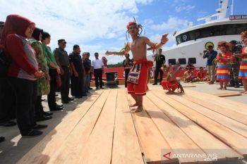 PENGOBATAN GRATIS DI MENTAWAI