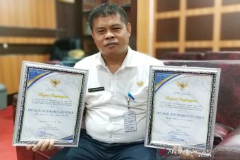 Mantap! BKD Kotim terima dua penghargaan pengelola kepegawaian terbaik