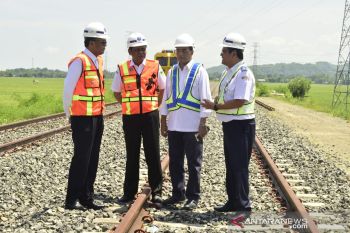 Menhub : Kereta Api Sulsel  beroperasi akhir 2020