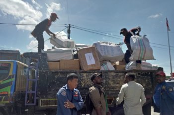 Pemkab Mimika kirim 8 ton bantuan korban banjir di Jayapura