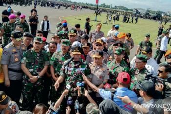 Jenderal (Purn) Wiranto pimpin apel 100 ribu pasukan pengamanan Pemilu 2019