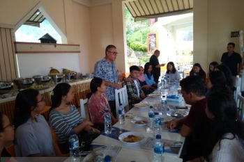 Bara Hasibuan lobi bantuan beasiswa bagi mahasiswa PTN -PTS Sulawesi Utara