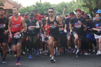 1.500 pelari Indonesia dan mancanegara ikuti  "Super League Triathlon 2019"