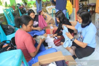 Tim medis Poltekes layani tiga kampung terdampak luapan danau Sentani