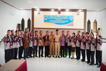 Peserta Diklatpim Jawa Tengah kunjungi dua desa di Lamandau
