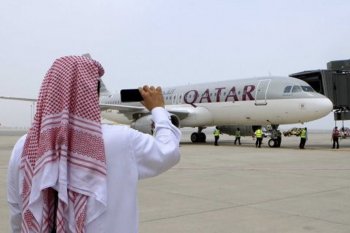 Qatar Airways akan bagikan 100.000 tiket gratis untuk staf medis