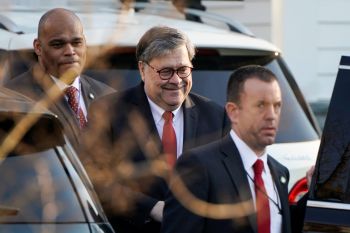 Jaksa Agung AS William Barr mundur saat kekalahan Trump dikukuhkan