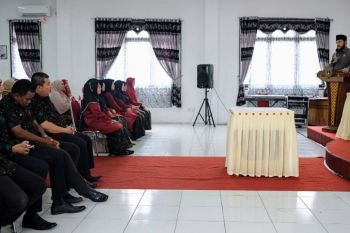 Fadly arahkan Dekranasda kembangkan potensi kerajinan daerah