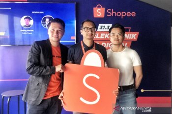 Gading Marten dan Aditya Kuncoro bagikan tips memotret praktis
