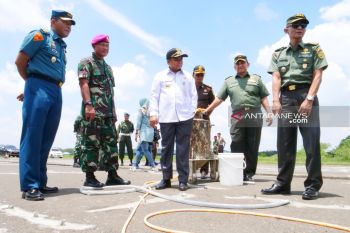 Wabup Edward tinjau persiapan peresmian Bandara Gatot Subroto