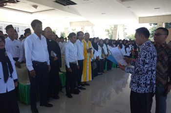 Banwaslu lantik ratusan Pengawas Tempat Pemungutan Suara di OKU Timur