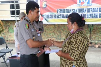 77 keluarga korban banjir bandang Sentani terima santunan