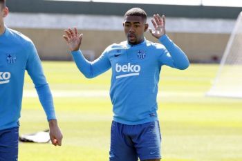 Jarang dimainkan, Barcelona tak ingin lepas Malcom
