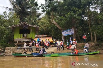 PLN Sulselrabar alokasikan Rp350 milliar terangi 240 dusun di Sulsel