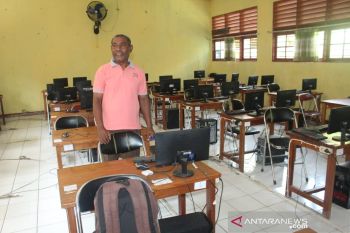 SMAN 1 Jayapura pungut biaya untuk beli laptop cadangan UNBK