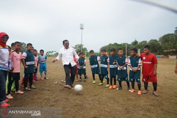 Nurdin dorong pembangunan karakter lewat agama dan olahraga
