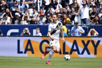 Ibrahmimovic dan Rooney cetak gol di Liga AS