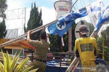 Ratusan APK di Temanggung dibersihkan