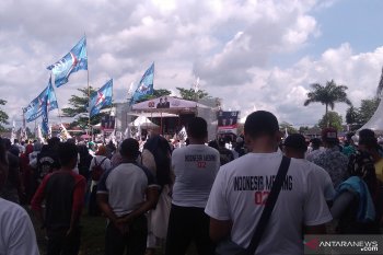 Warga padati tempat kampanye Prabowo di Babel