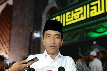 Jokowi kehujanan dan tidak takut sakit