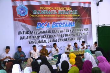 Ponpes Mambaul Hidayah Cilacap gelar doa bersama demi NKRI